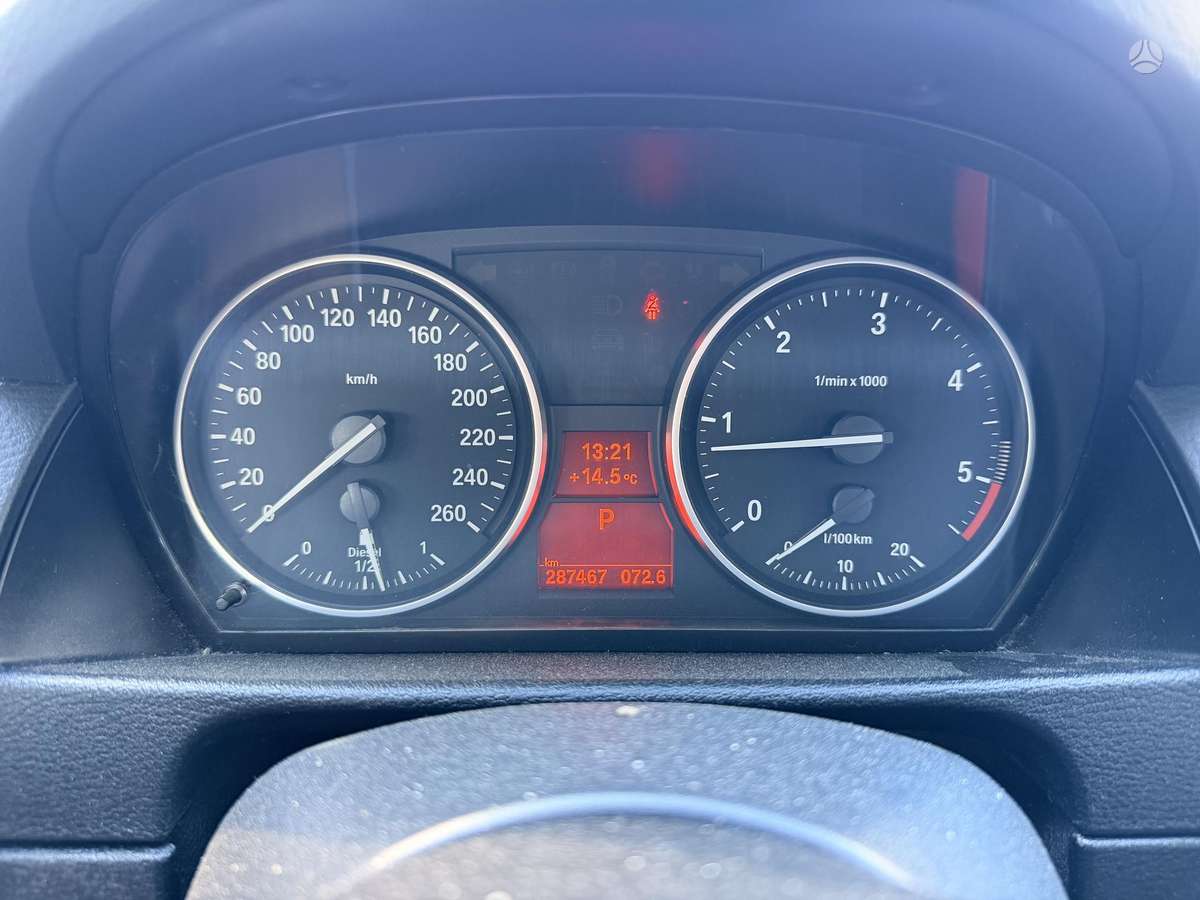 BMW X1, 2.0 l., Хэтчбек