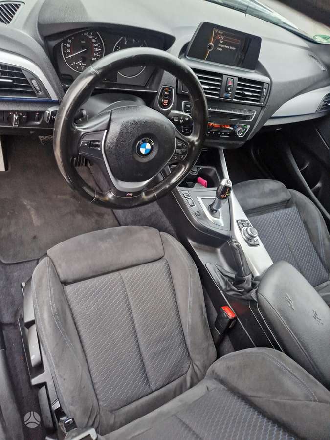 BMW 120, 2.0 l., hatchback