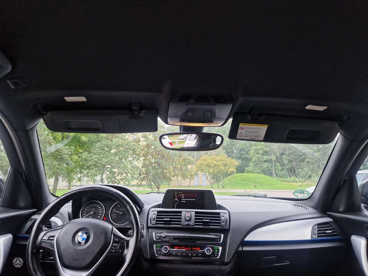 BMW 120, 2.0 l., hatchback