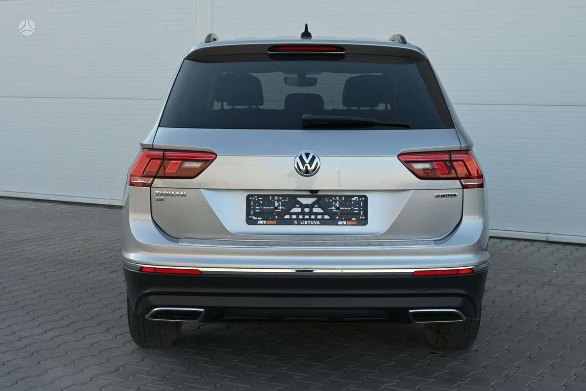 Volkswagen Tiguan - 8
