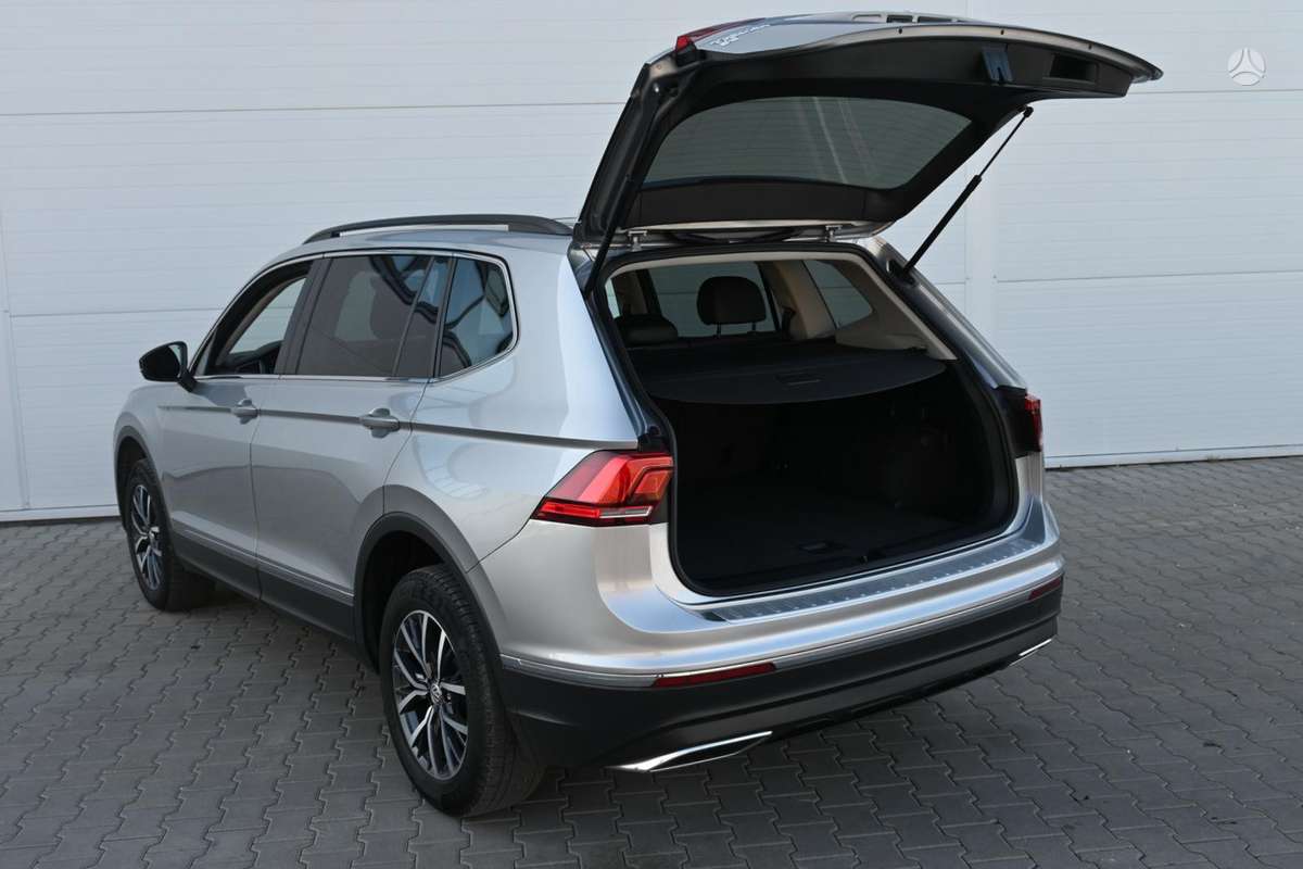 Volkswagen Tiguan - 12