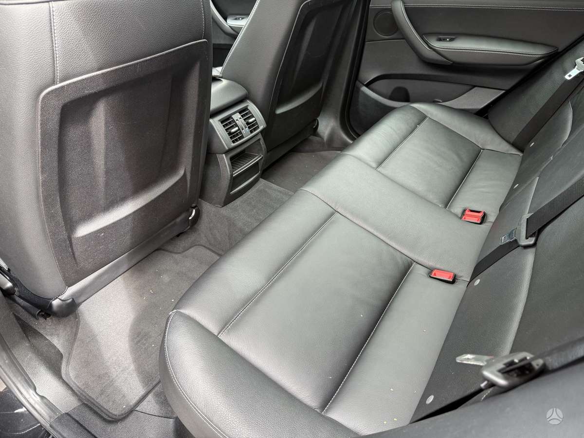 BMW X3, 2.0 l., off-road / crossover
