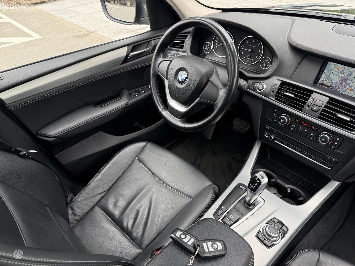 BMW X3, 2.0 l., Внедорожник / Кроссовер