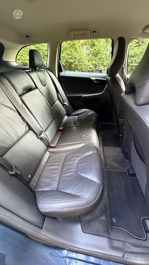 Volvo XC60 - 10
