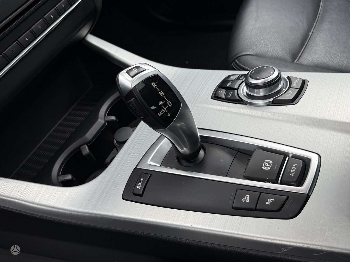BMW X3, 2.0 l., Внедорожник / Кроссовер