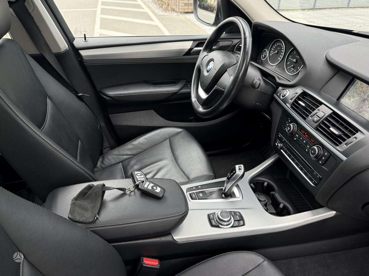 BMW X3, 2.0 l., Внедорожник / Кроссовер