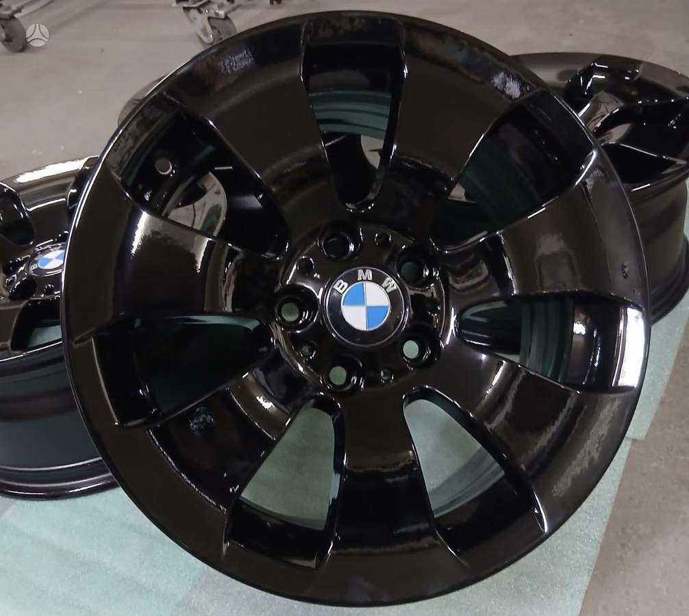 BMW, lengvojo lydinio, R17