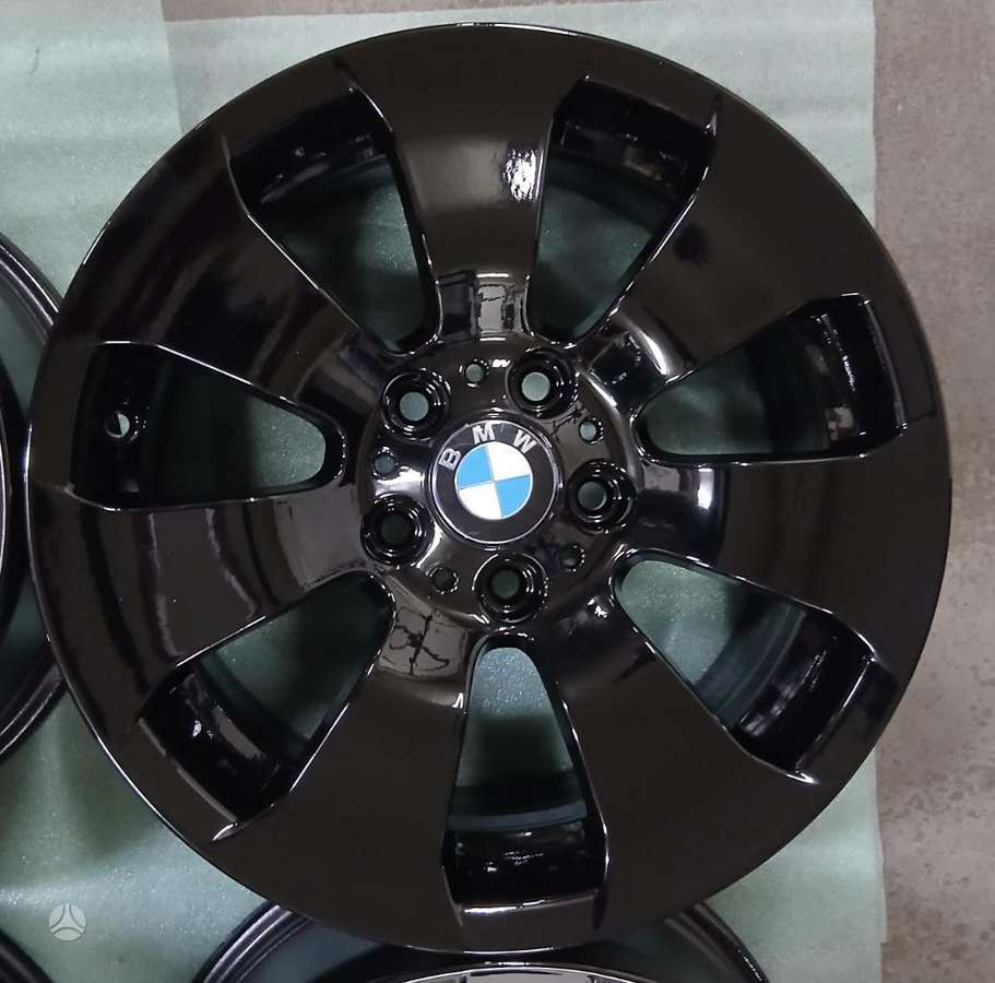 BMW, lengvojo lydinio, R17