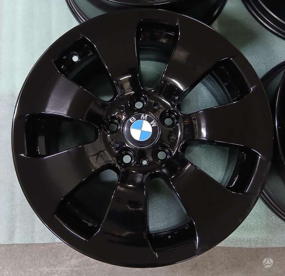 BMW, lengvojo lydinio, R17