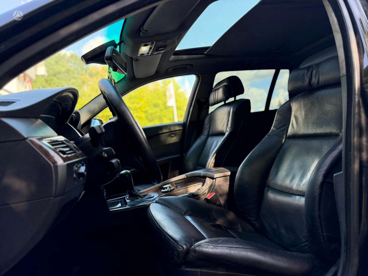 BMW 525, 2.5 l., Универсал