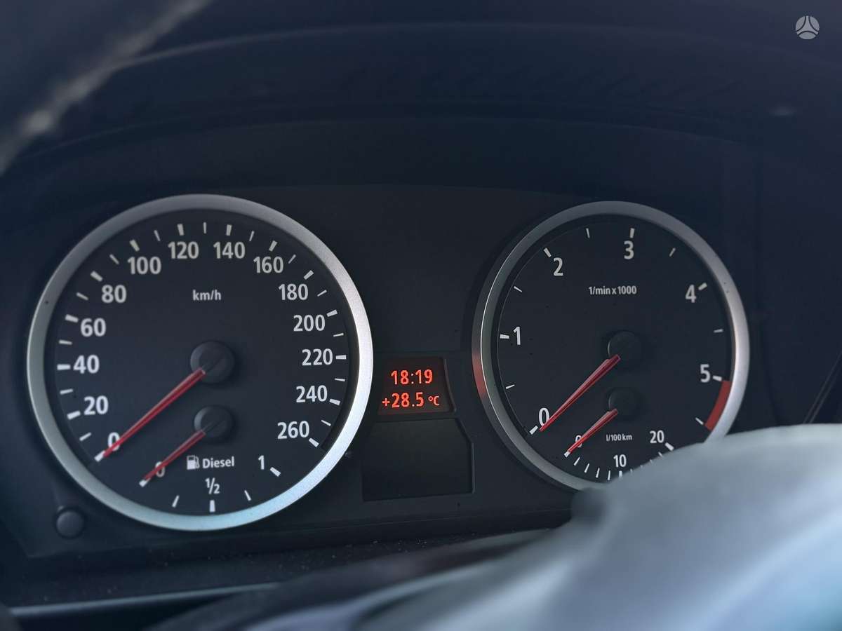 BMW 525, 2.5 l., Универсал