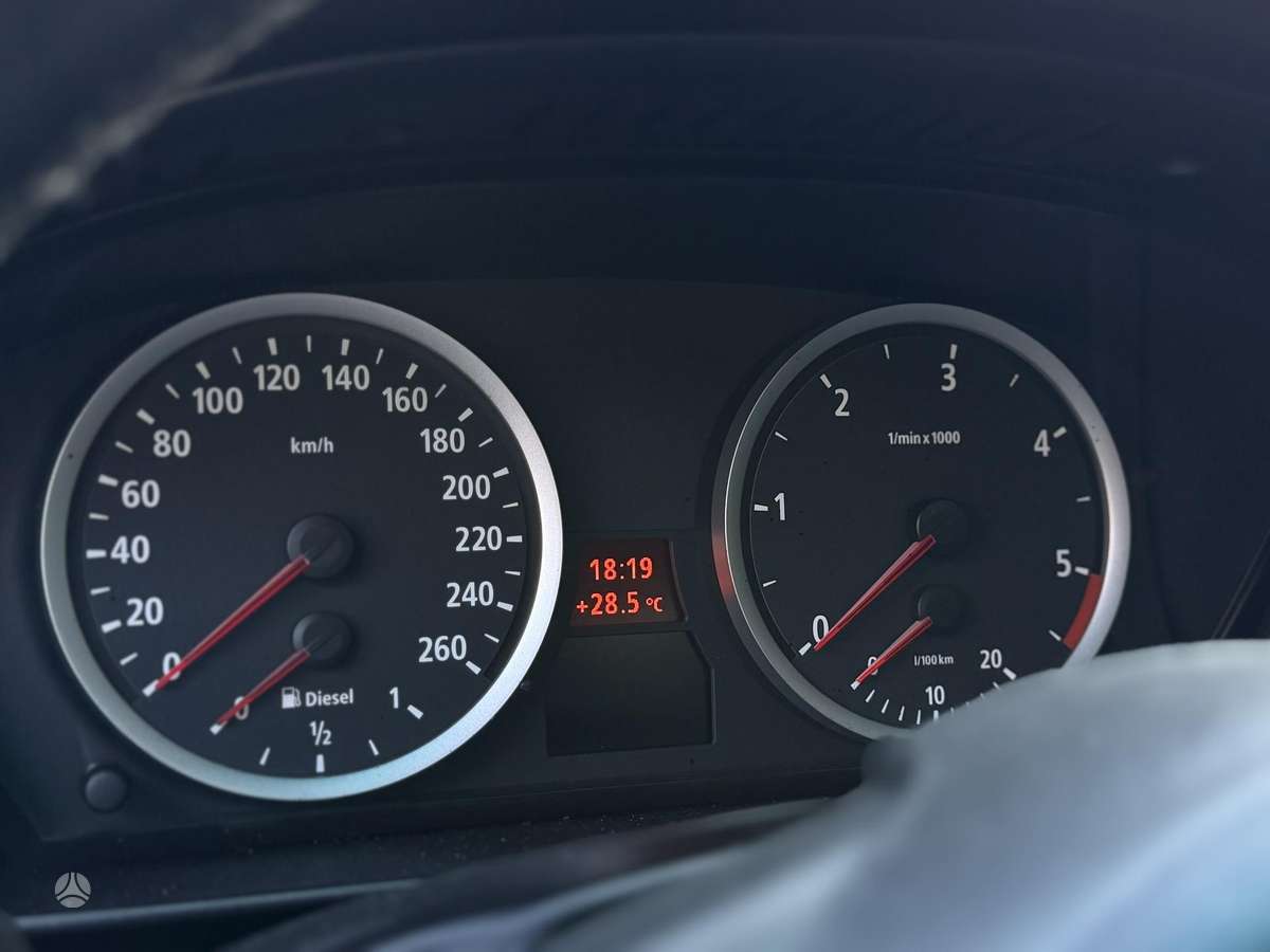 BMW 525, 2.5 l., wagon