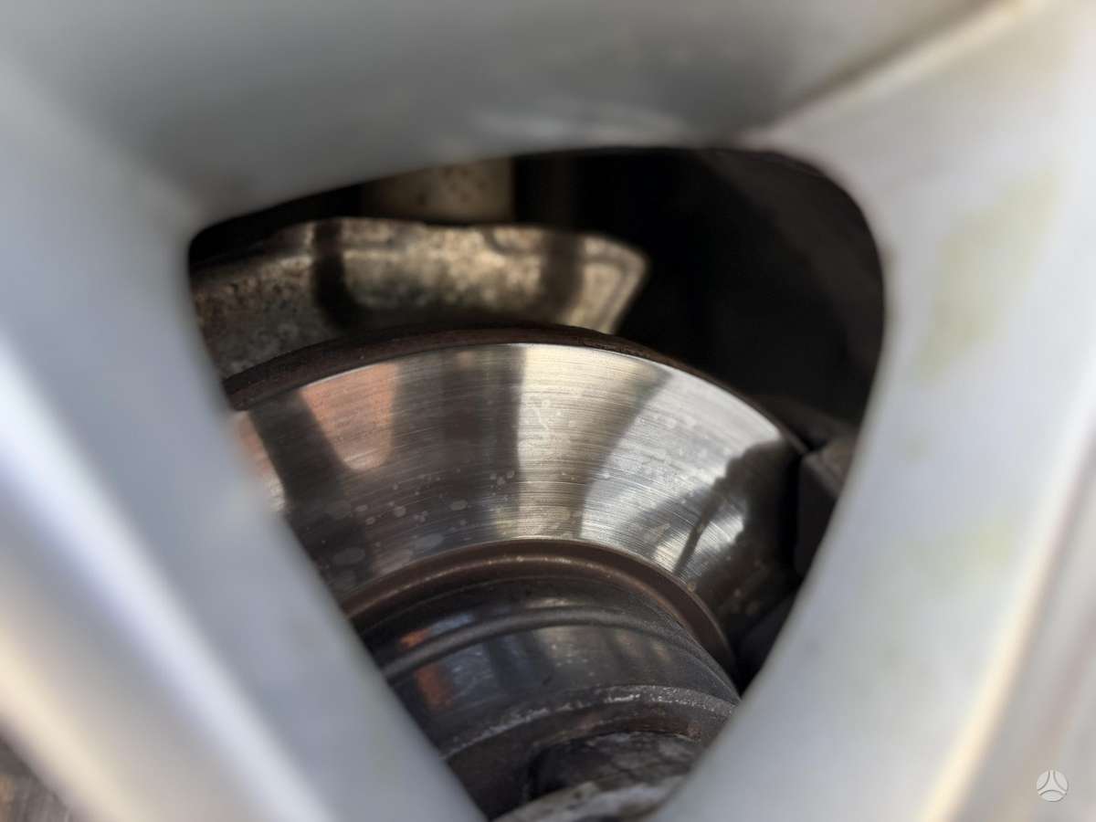 BMW 525, 2.5 l., universalas