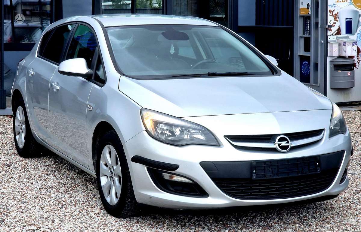 Opel Astra, 1.6 l., Хэтчбек