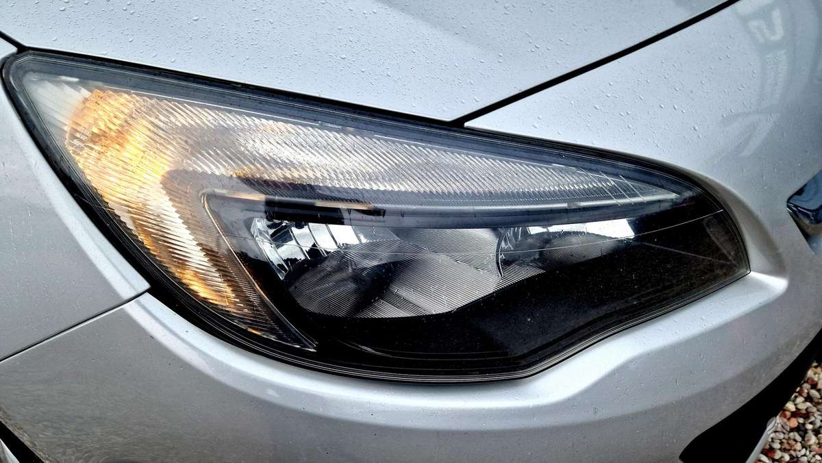 Opel Astra, 1.6 l., Хэтчбек