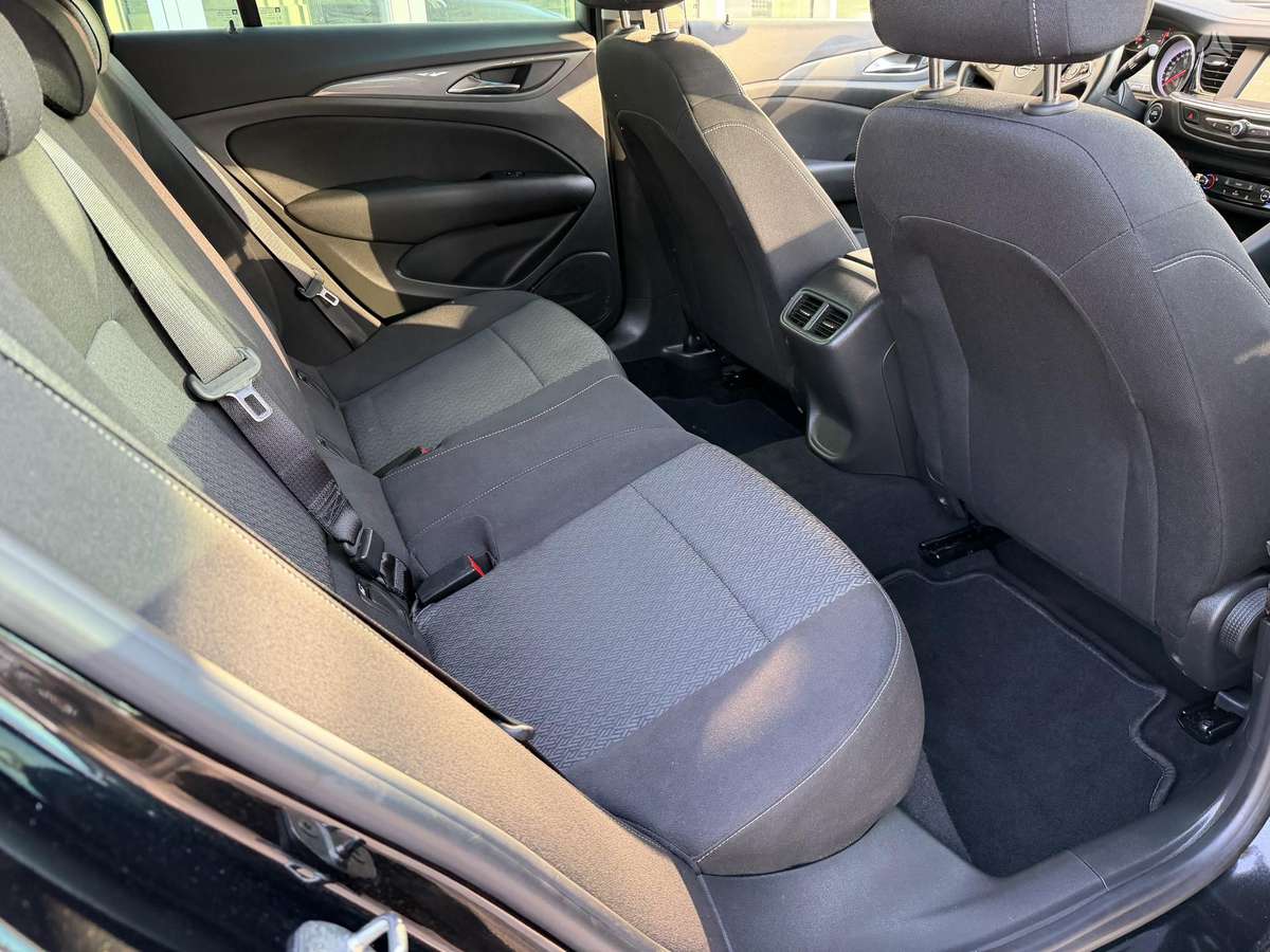 Opel Insignia, 1.6 l., Универсал