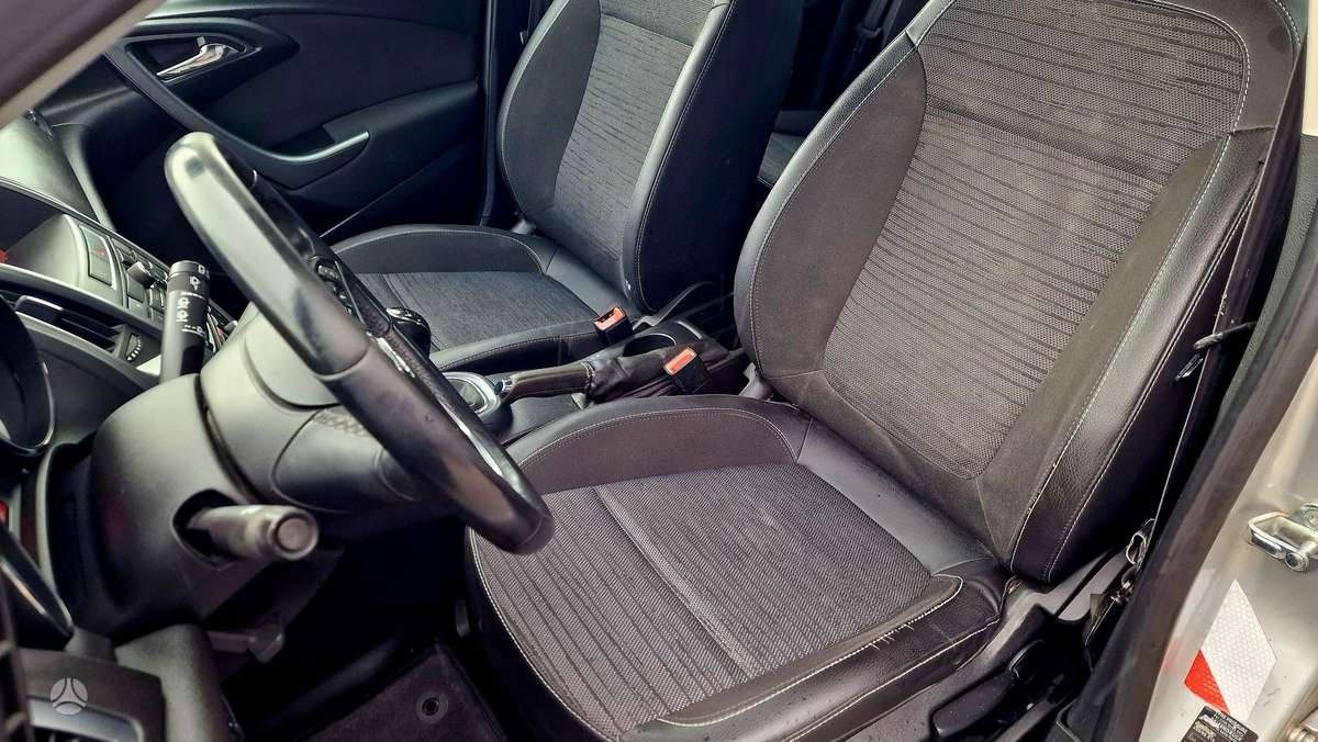 Opel Astra, 1.6 l., hatchback