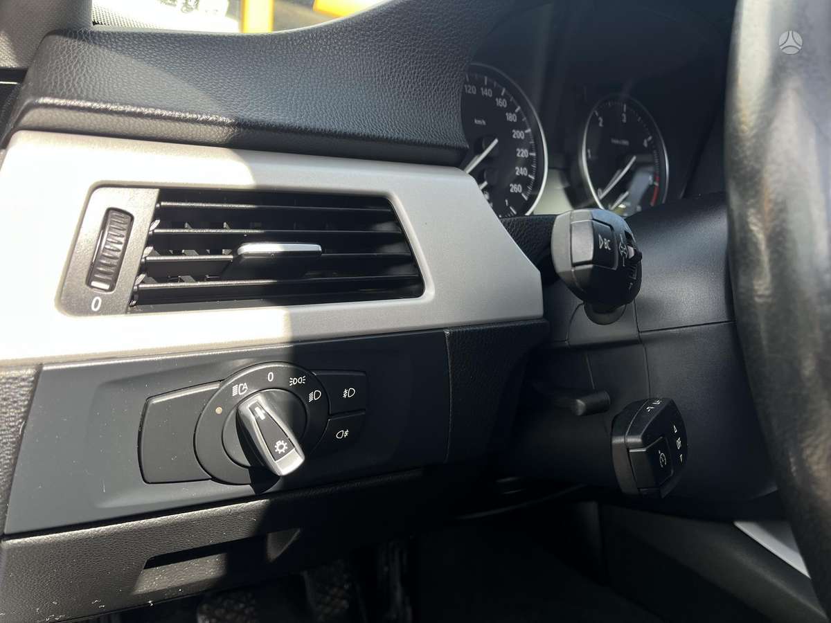 BMW 320, 2.0 l., wagon