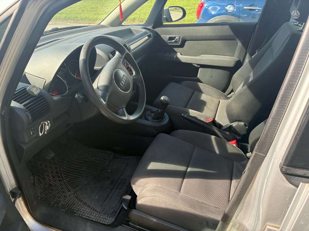 Audi A2, 1.4 l., hatchback