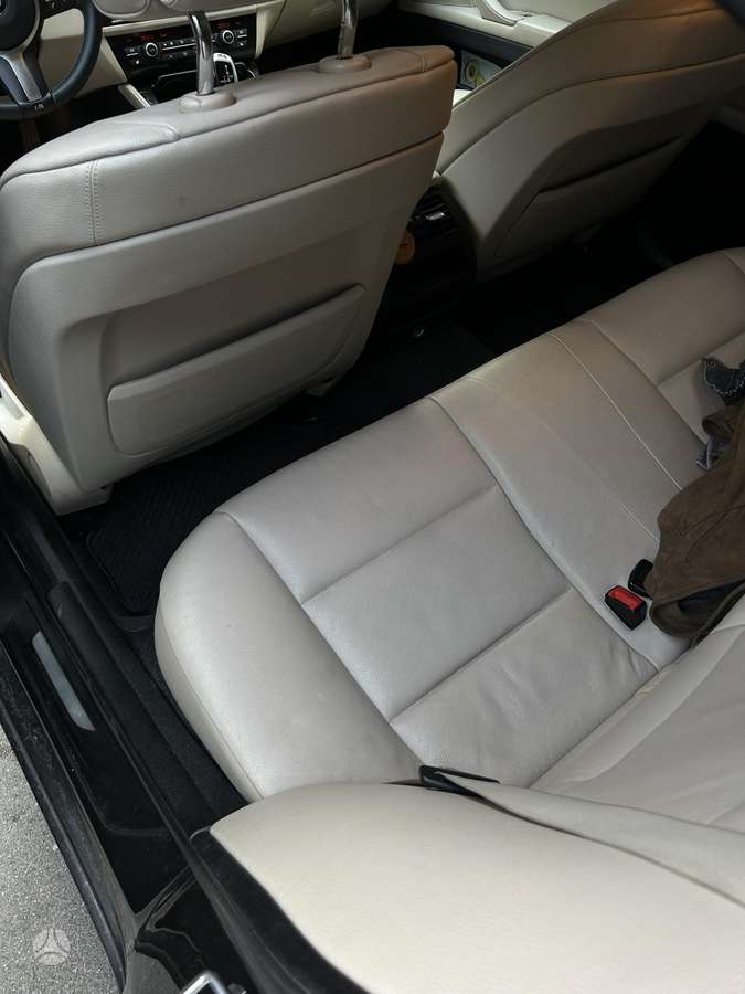 BMW 520, 2.0 l., Седан