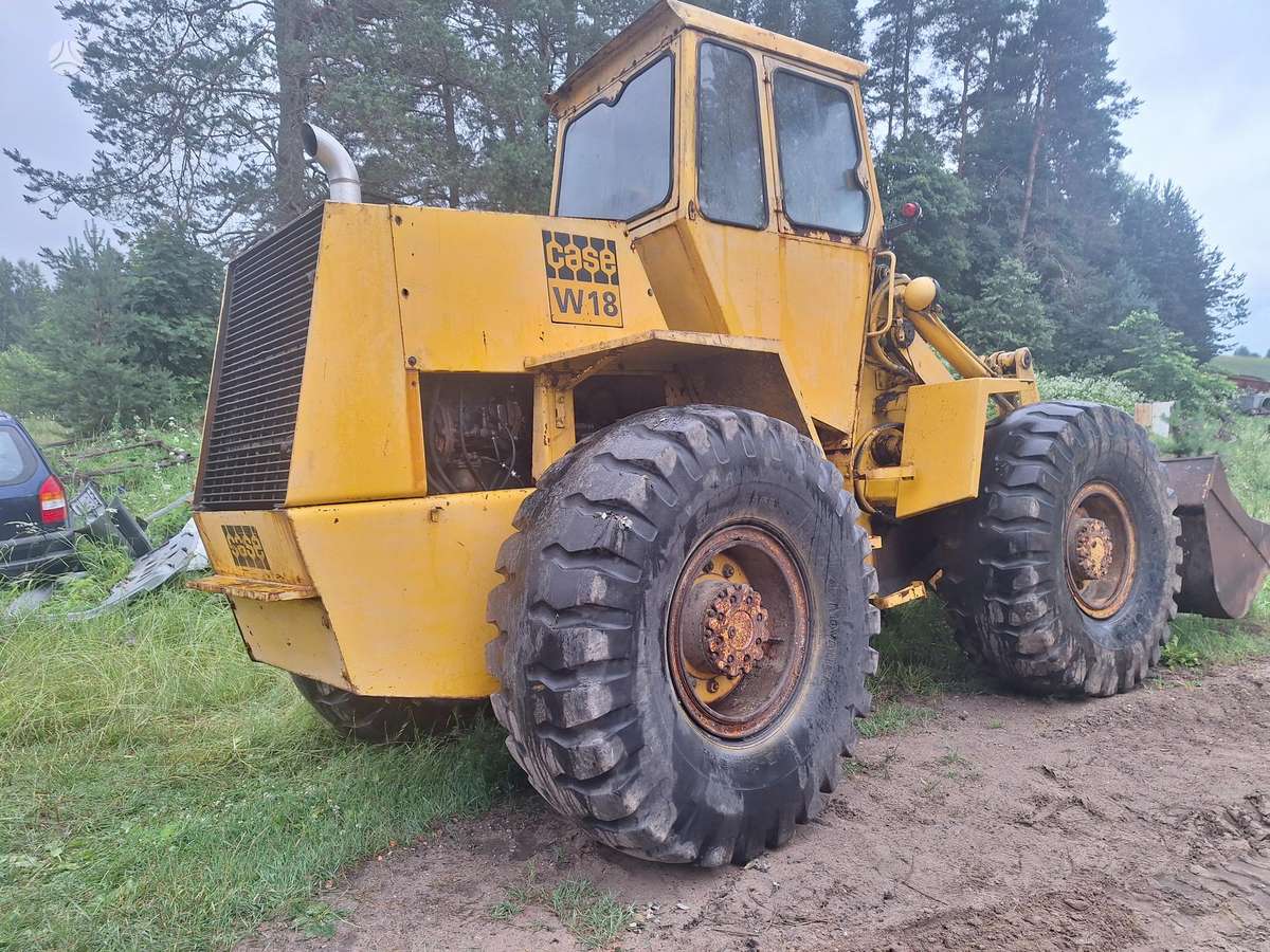 Case Nzkso, frontal loader