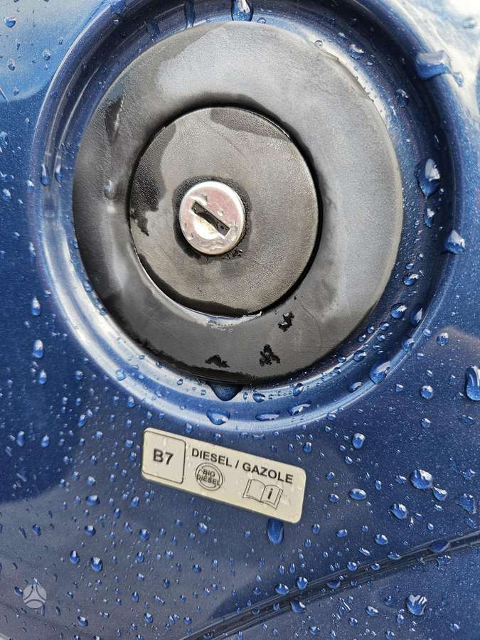 Microcar DUE, hečbekas