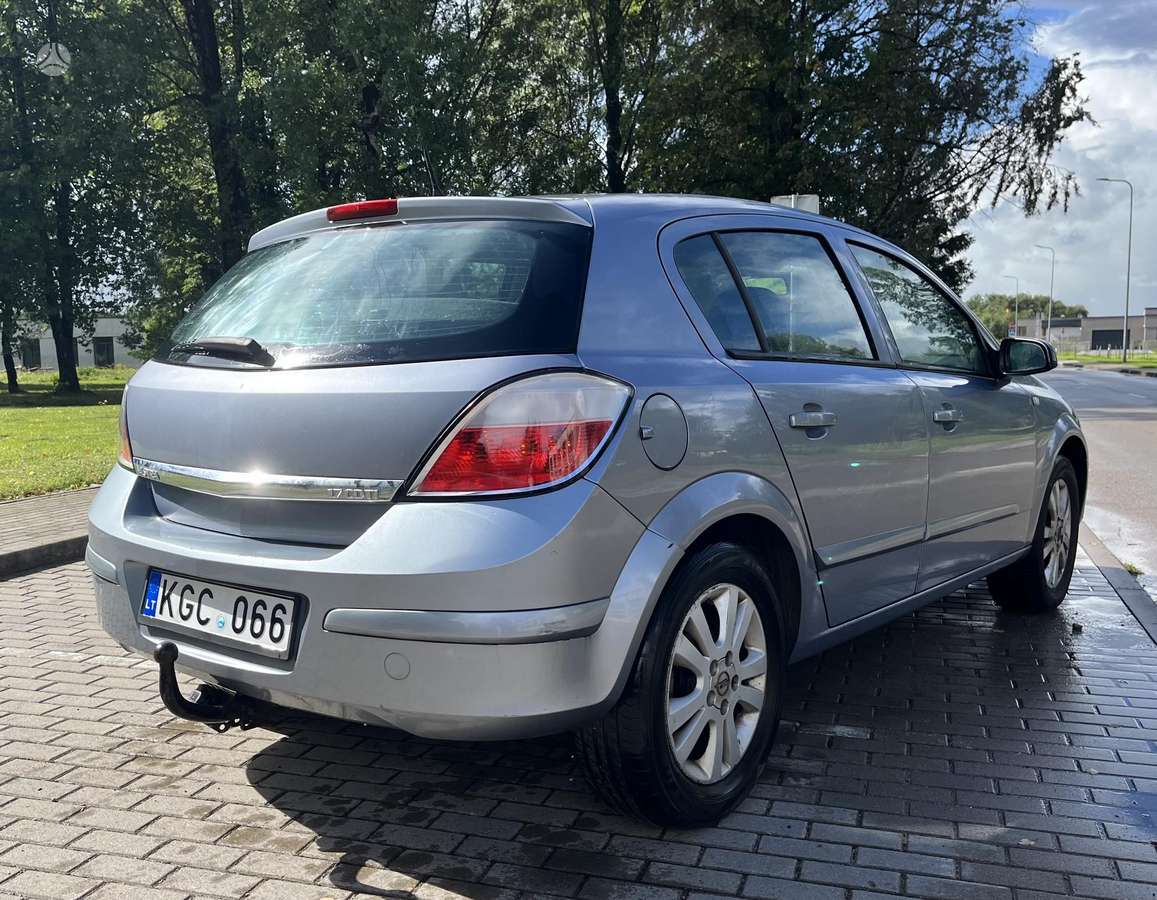 Opel Astra, 1.7 l., Хэтчбек