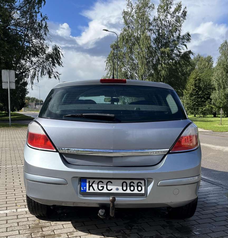 Opel Astra, 1.7 l., Хэтчбек