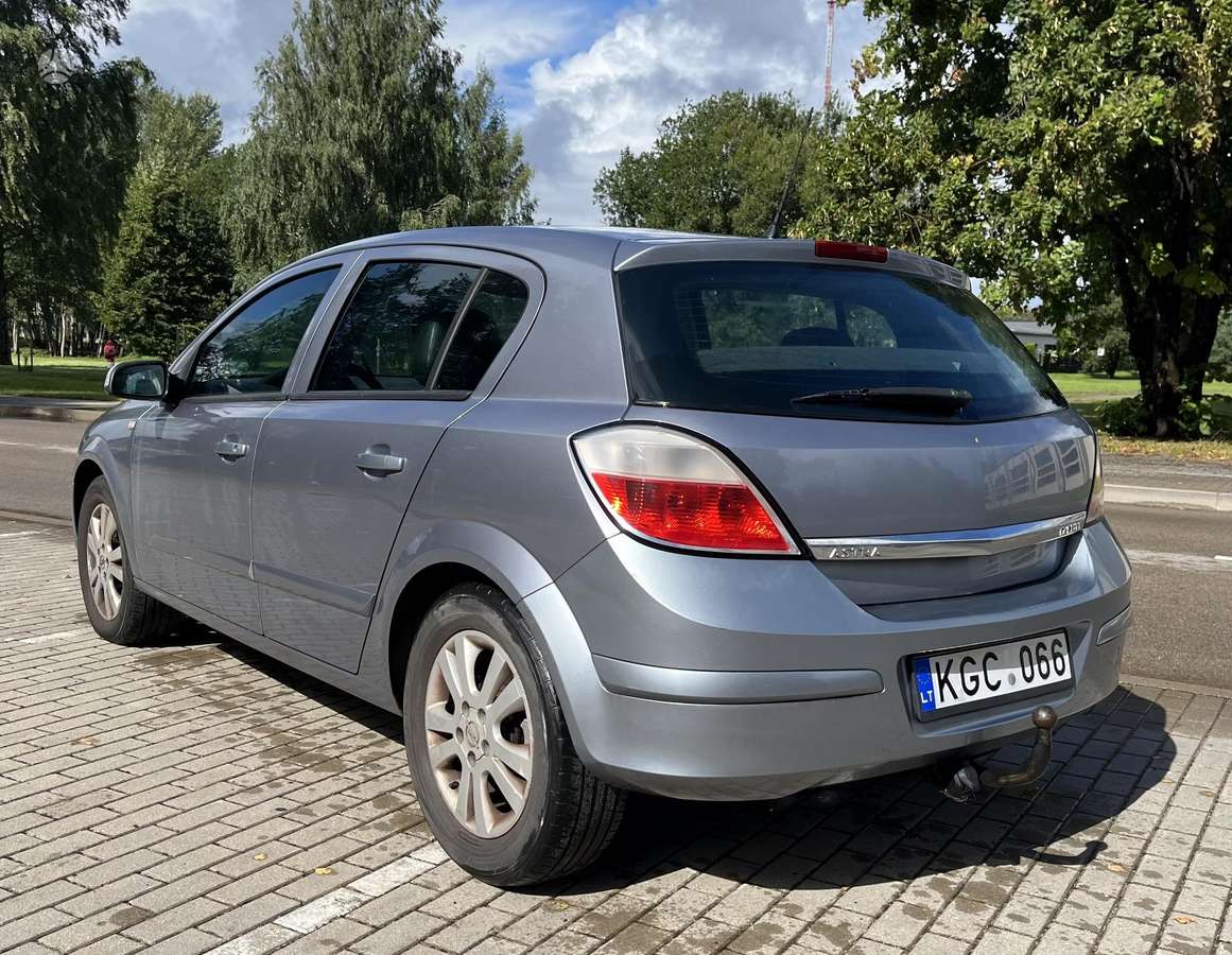 Opel Astra, 1.7 l., Хэтчбек