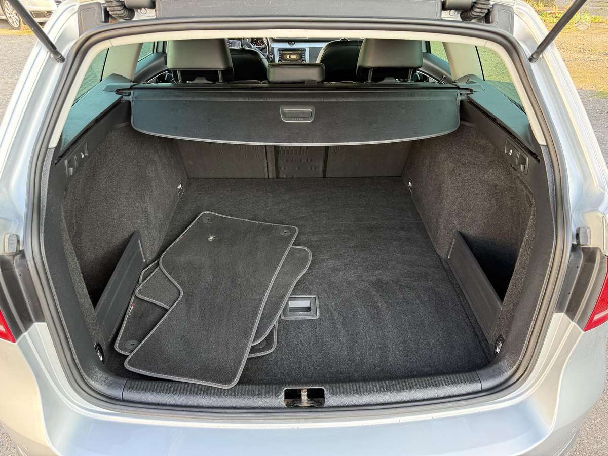 Volkswagen Passat, 2.0 l., Универсал