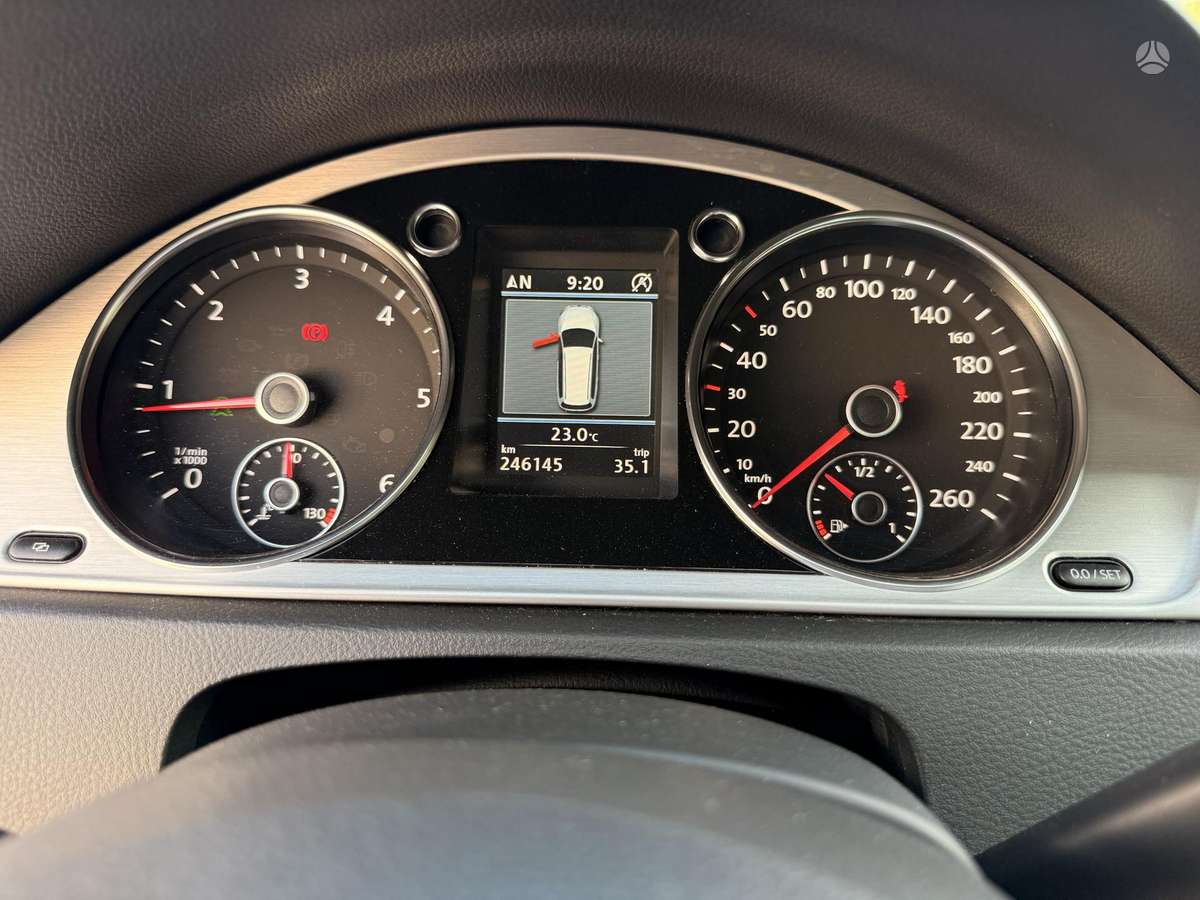 Volkswagen Passat, 2.0 l., Универсал