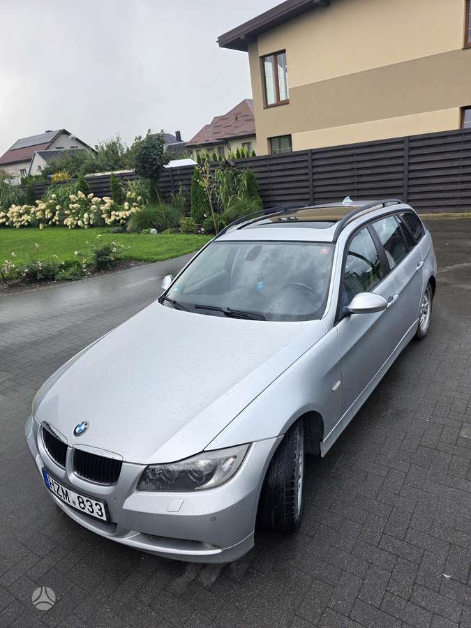 BMW 320, 2.0 l., wagon