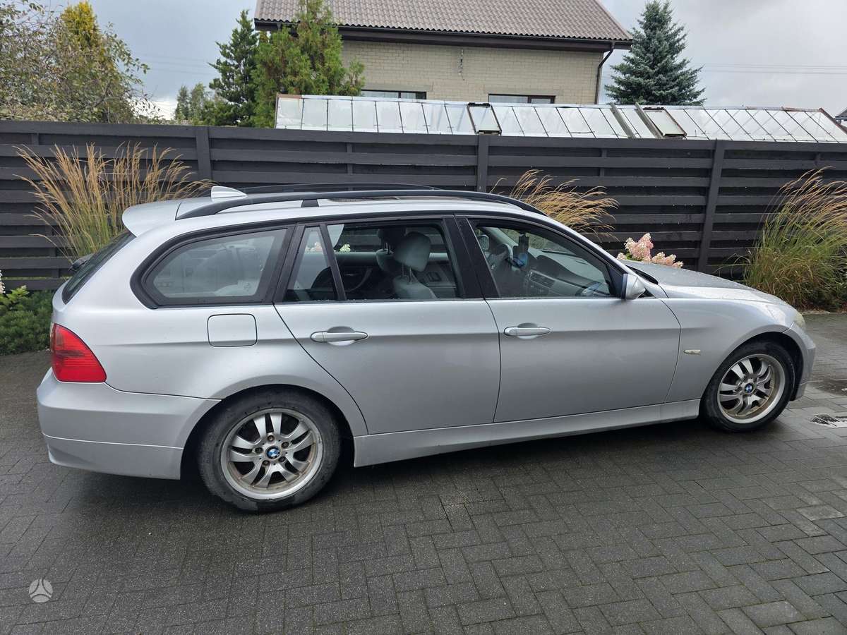 BMW 320, 2.0 l., wagon