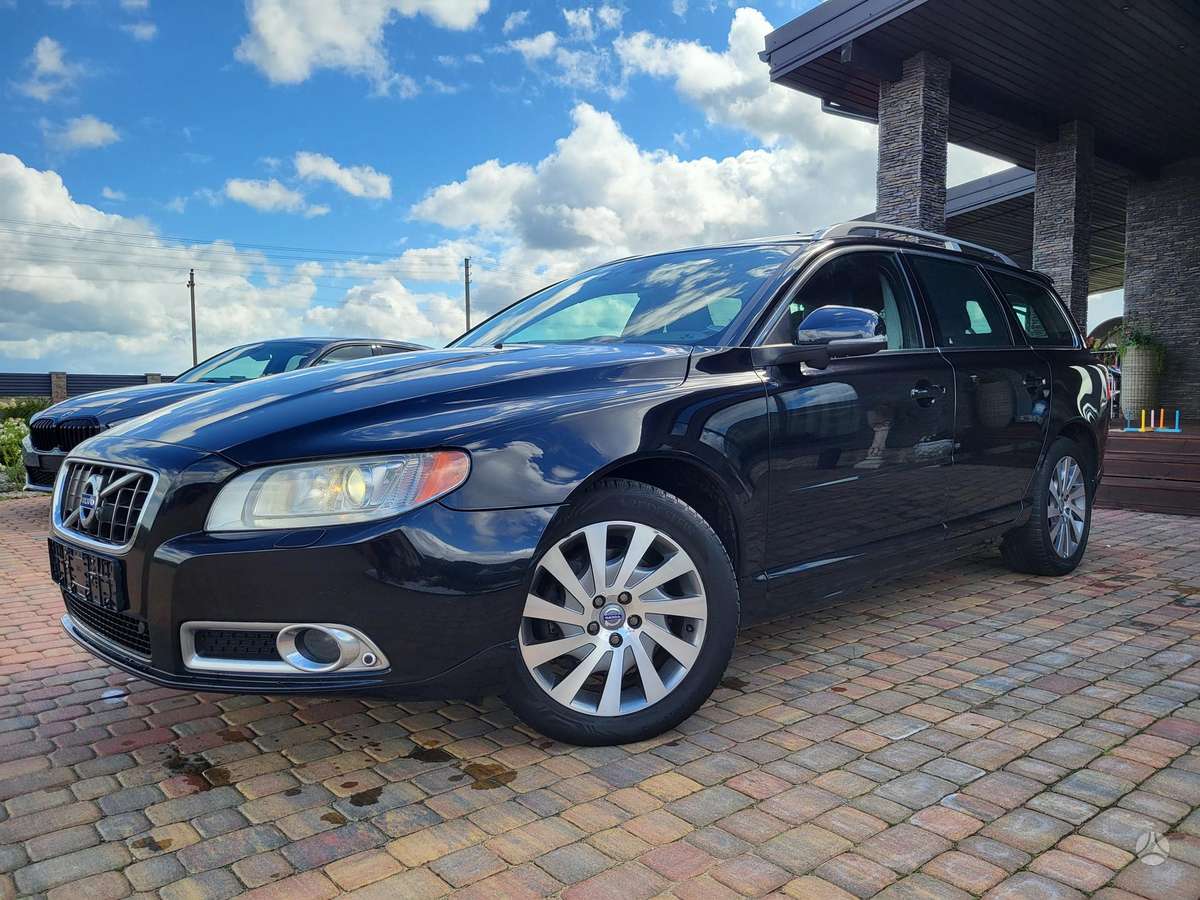 Volvo V70, 2.0 l., Универсал