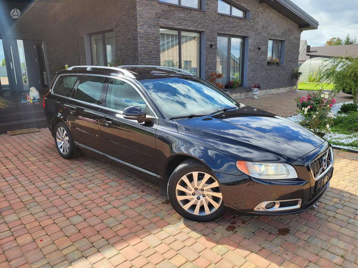 Volvo V70, 2.0 l., Универсал
