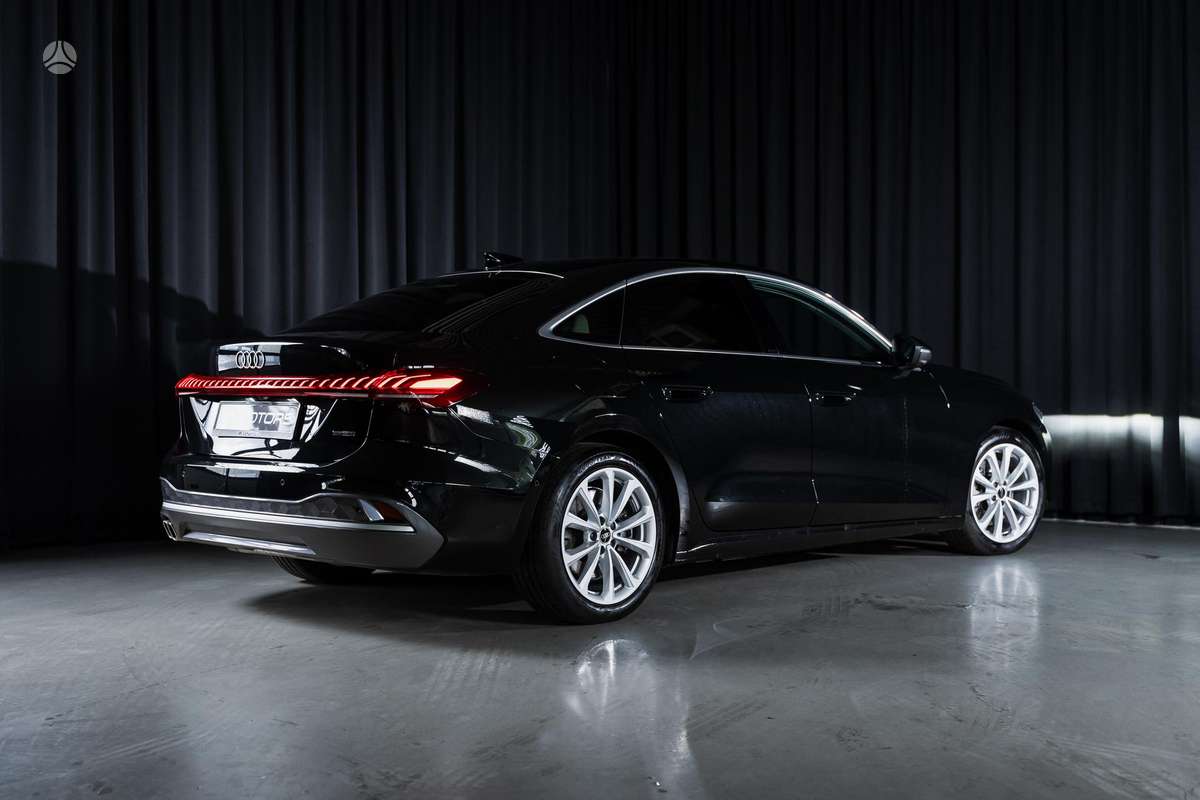 Audi A5, 2.0 l., hatchback