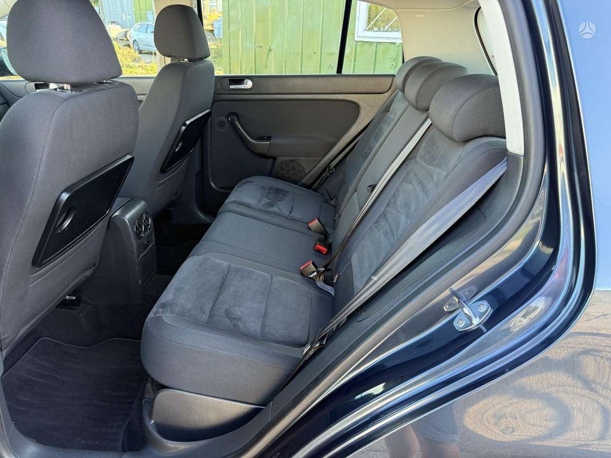 Volkswagen Golf Plus - 8