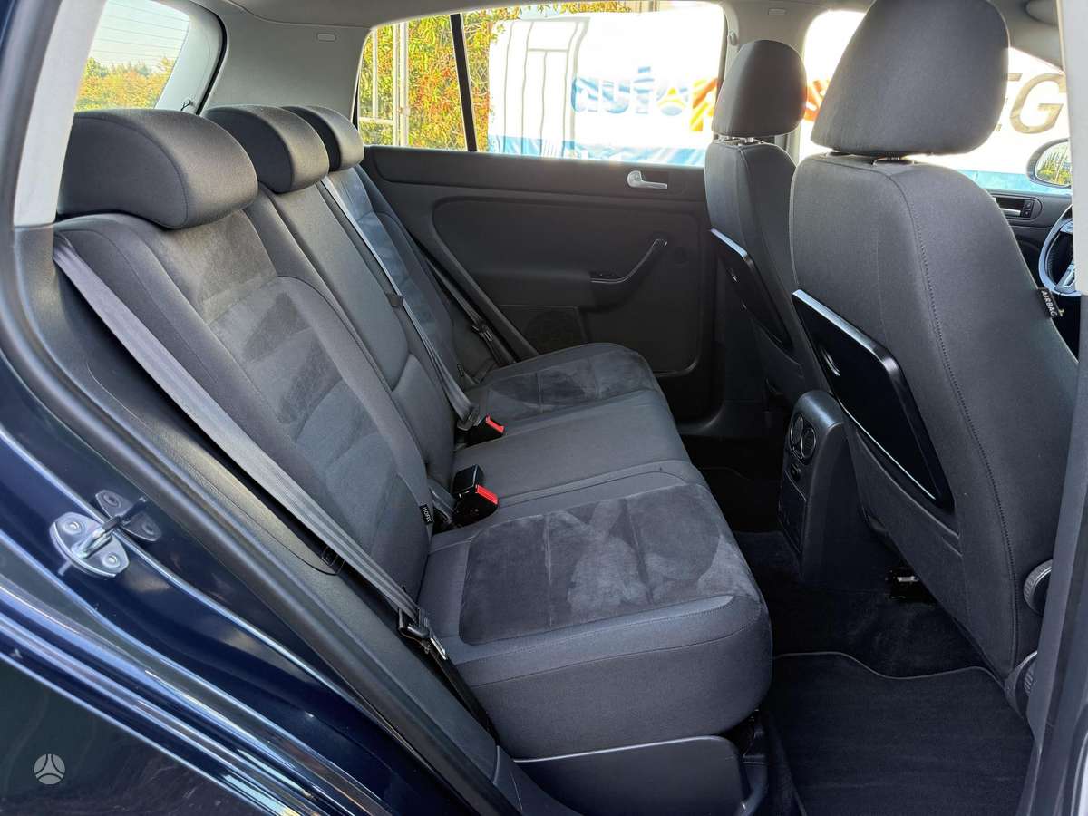 Volkswagen Golf Plus - 10