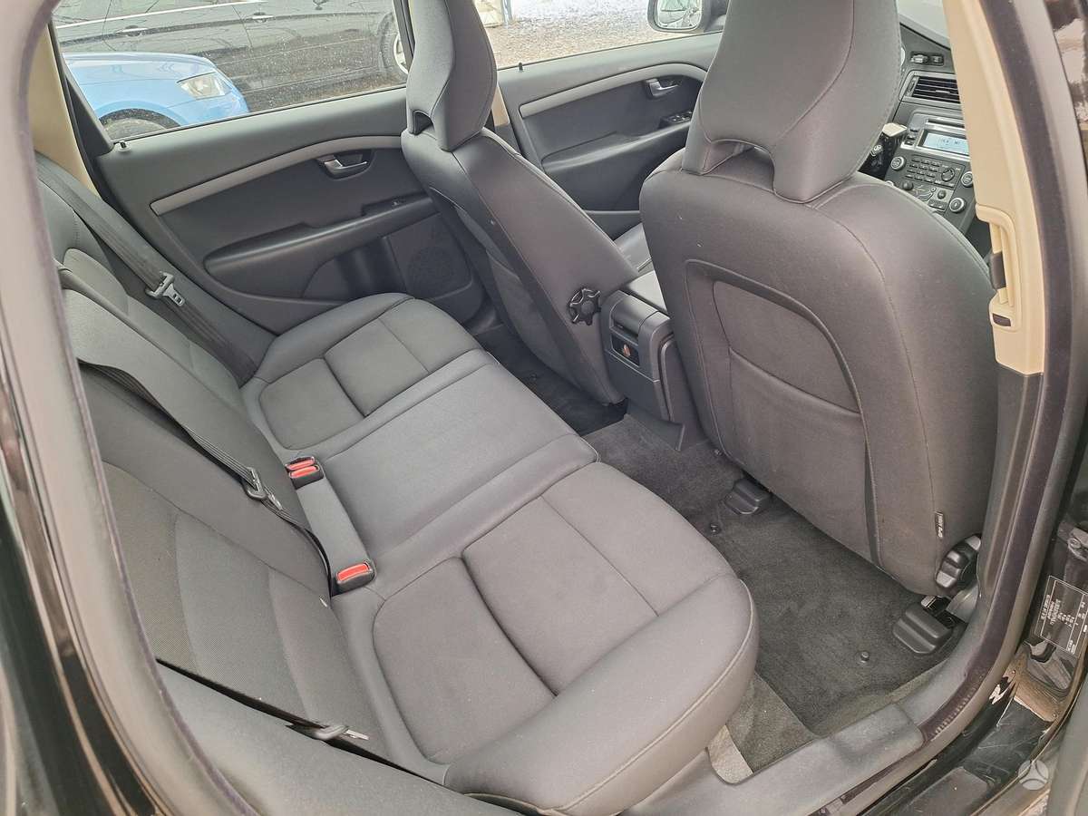 Volvo V70, 2.4 l., Универсал