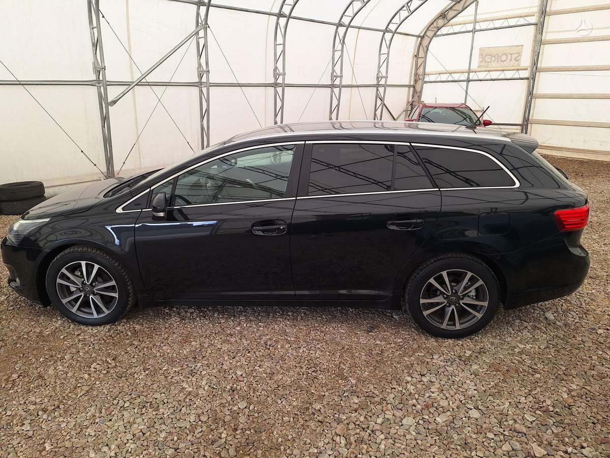 Toyota Avensis - 2