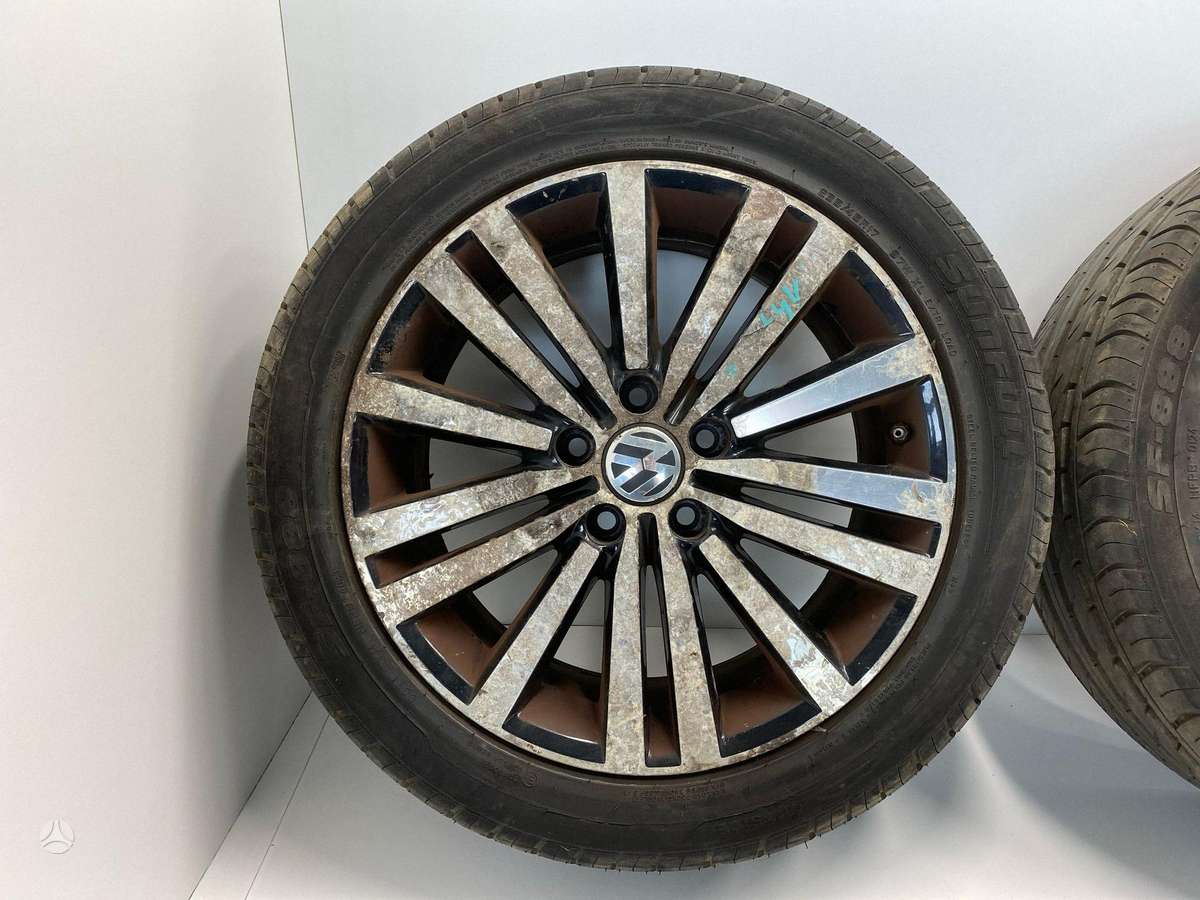 Volkswagen Passat, light alloy, R17