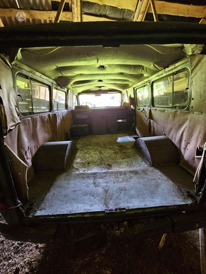 UAZ 452, 2.5 l., mpv / minivan