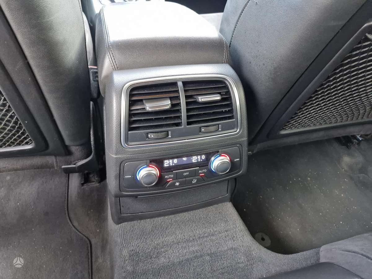 Audi A6, 3.0 l., Седан