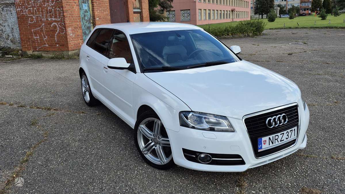 Audi A3, 2.0 l., Хэтчбек