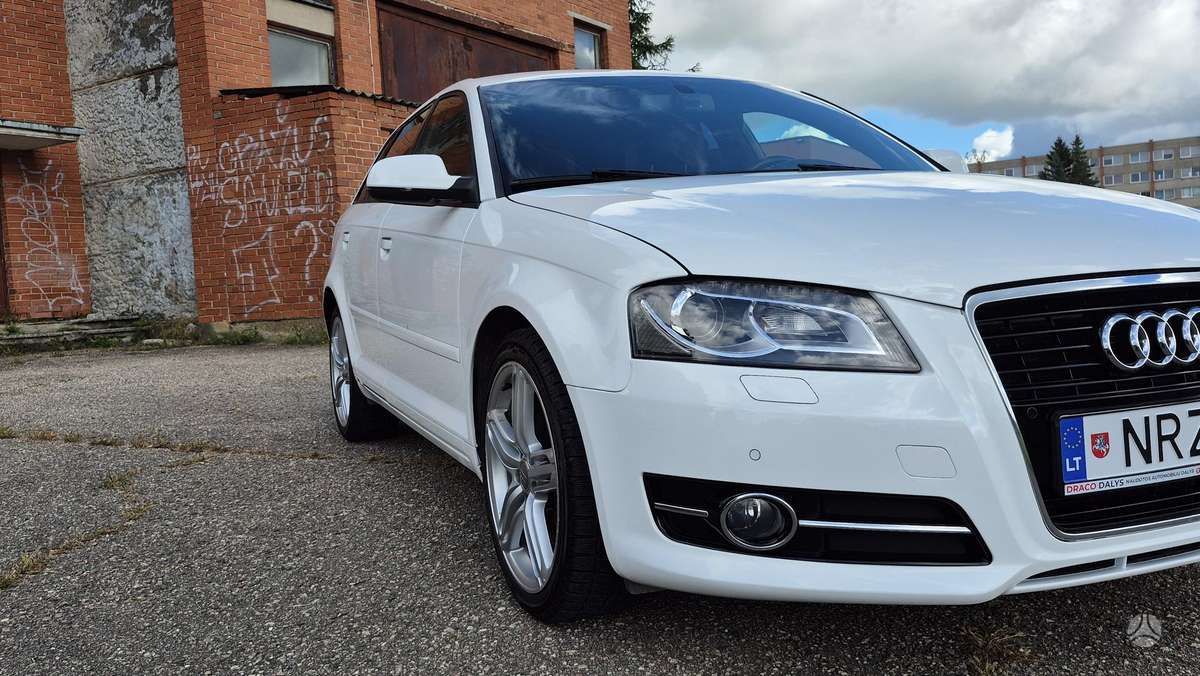 Audi A3, 2.0 l., Хэтчбек