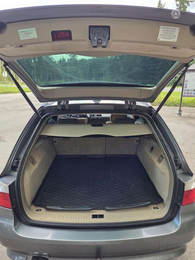 BMW 525, 3.0 l., Универсал