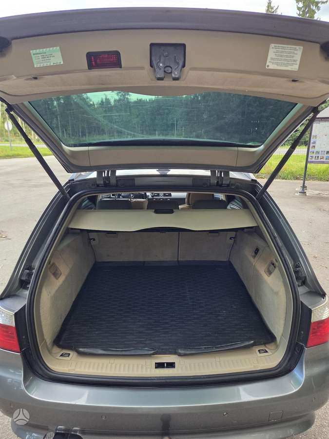 BMW 525, 3.0 l., universalas