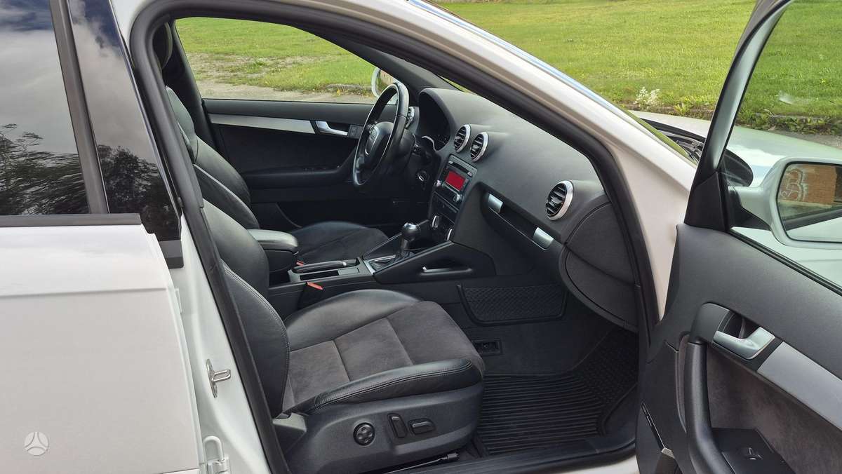 Audi A3, 2.0 l., Хэтчбек