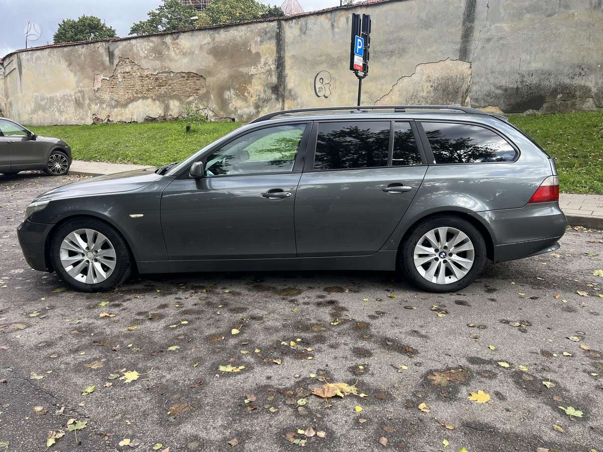 BMW 525, 2.5 l., Универсал