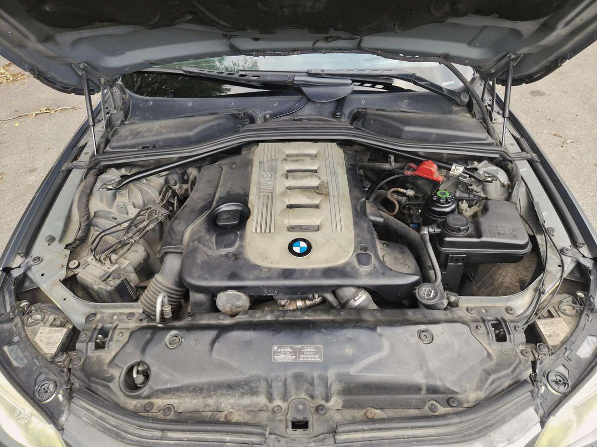 BMW 525, 3.0 l., universalas